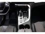 Peugeot 5008 1.2 PureTech Blue Lease Allure O.a: Afn. trekhaak, All-Season banden, Camera, Pdc, Key-Less, Elektr. a.klep, Stoelverw., Etc..  Rijklaar! All-in prijs!