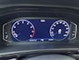 Volkswagen T-Roc 1.5 TSI R-Line Edition | Automaat | R-line | Adaptieve Cruise Control | Navigatie | Climate Control | Parkeer Camera | Parkeersensoren Vppr + Achter