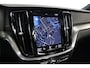 Volvo V60 2.0 T6 Recharge AWD R-Design | Black Edition | Schuif- kanteldak | Elektrische trekhaak | Long Range