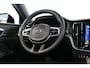 Volvo V60 2.0 T6 Recharge AWD R-Design | Black Edition | Schuif- kanteldak | Elektrische trekhaak | Long Range