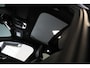 Volvo V60 2.0 T6 Recharge AWD R-Design | Black Edition | Schuif- kanteldak | Elektrische trekhaak | Long Range