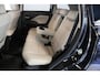 Mitsubishi Outlander 2.0 PHEV Instyle | Schuif- kanteldak | Trekhaak | Leer