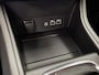 Renault Captur 1.3 mild hybrid 140 techno / Nederlandse Auto / Eerste Eigenaar / Dealer Onderhouden / Trekhaak 1200 KG / All Seasonbanden / Navigatie / Camera / Cruise Control / Climate Control / Parkeersensoren Voor + Achter /