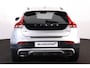 Volvo V40 Cross Country T3 PolarPlus Luxury - AUTOMAAT - Panoramadak - Adaptive Cruise Control - BLIS - Parkeercamera achter - Verwarmde voorstoelen & achterbank - Parkeersensoren voor & achter - Lederen Bekleding - Navigatie - Standkachel - Volvo On Call - Extra getint glas - 17' LMV
