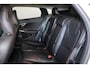 Volvo V40 Cross Country T3 PolarPlus Luxury - AUTOMAAT - Panoramadak - Adaptive Cruise Control - BLIS - Parkeercamera achter - Verwarmde voorstoelen & achterbank - Parkeersensoren voor & achter - Lederen Bekleding - Navigatie - Standkachel - Volvo On Call - Extra getint glas - 17' LMV