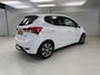 Hyundai ix20 1.6i Go! / Eerste Eigenaar / Trekhaak 1100 KG /  Navigatie / Camera / Airco / Bluetooth /
