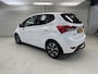 Hyundai ix20 1.6i Go! / Eerste Eigenaar / Trekhaak 1100 KG /  Navigatie / Camera / Airco / Bluetooth /