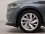 Skoda Enyaq iV 80 | SoH 90,9 % | | Apple Carplay | Navigatie | Voorstoelen verwarmd | Achteruitrij camera | Warmtepomp | Achteruitrij camera | Parkeersensoren voor en achter | Spraakbediening | Stuur verwarmd
