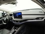 Skoda Enyaq iV 80 | SoH 90,9 % | | Apple Carplay | Navigatie | Voorstoelen verwarmd | Achteruitrij camera | Warmtepomp | Achteruitrij camera | Parkeersensoren voor en achter | Spraakbediening | Stuur verwarmd