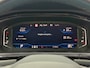 Volkswagen T-Roc 1.5 SI 3 R-Line Black st - Pano - IQ - Keyless - Elek. Achterklep - LM Velgen - Clima