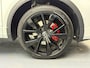 Volkswagen T-Roc 1.5 SI 3 R-Line Black st - Pano - IQ - Keyless - Elek. Achterklep - LM Velgen - Clima