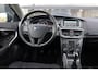 Volvo V40 2.0 T2 R-Design | Camera | Stoelverwarming | Cruise | Navi | Trekhaak | Clima