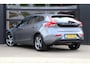 Volvo V40 2.0 T2 R-Design | Camera | Stoelverwarming | Cruise | Navi | Trekhaak | Clima