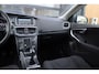 Volvo V40 2.0 T2 R-Design | Camera | Stoelverwarming | Cruise | Navi | Trekhaak | Clima