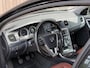 Volvo V60 2.0T Momentum | TREKHAAK | LEDER | STOELVERWARMING