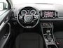 Skoda Karoq 1.5 TSI Business Edition | Panoramadak | Stoelverwarming | Carplay | Navigatie | Parkeerhulp | Climate control | Bluetooth | Cruise control | Getint glas