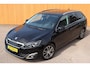 Peugeot 308 SW 1.2 PureTech Blue Lease Premium org.NL trekhaak