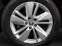 Skoda Karoq 1.5 TSI 150pk Automaat Selection Navigatie Apple Carplay/Android Auto Camera Parkeer sensoren Adaptive Cruise Control Lichtmetalen Velgen Digitale Cockpit
