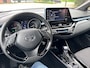 Toyota C-HR / C-HR+ 1.8 Hybrid Dynamic Automaat*Achteruit camera*Navigatie*Cruise*NAP*Clima*Stoelverwarming*Trekhaak*