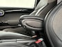 MINI Cooper Mini 1.5 Chili | Serious Business | Automaat | 17 inch | Parkeerassistent | Head-Up | NL auto |