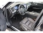 Volvo XC60 T6 350PK Ultra Dark | 360° | Trekhaak | Head-up | Adap Cruise | HK Audio | Memory | 20''