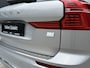Volvo XC60 2.0 T6 Plug-in hybrid AWD Plus Bright | IntelliSafe Surround & Assist | Climate | Trekhaak | Sport stoelen