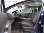 Peugeot 3008 1.6 VTi Première