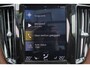 Volvo XC60 B5 Inscription - Intellisafe Assist / Surround - Panoramisch schuif-/kanteldak - Parkeersensoren v/a - Parkeercamera achter - Lederen bekleding - Contourstoelen - Verwarmbare voorstoelen - Verwarmbare voorruit - 20' LMV