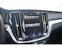 Volvo V60 T6 340PK Automaat Plug-in Hybrid AWD Inscription / Navigatie / Elektrisch verstelbare stoelen met geheugen / Leren bekleding / Elektrische achterklep / Cruise control / Parkeersensoren