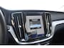 Volvo V60 T6 340PK Automaat Plug-in Hybrid AWD Inscription / Navigatie / Elektrisch verstelbare stoelen met geheugen / Leren bekleding / Elektrische achterklep / Cruise control / Parkeersensoren