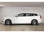Volvo V60 T6 340PK Automaat Plug-in Hybrid AWD Inscription / Navigatie / Elektrisch verstelbare stoelen met geheugen / Leren bekleding / Elektrische achterklep / Cruise control / Parkeersensoren