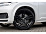 Volvo XC90 2.0 T8 Recharge AWD R-Design | Bowers & Wilkins | Pano | Luchtvering | 22'' Wielen | Trekhaak | ACC | 360 Camera | 7-Pers. |
