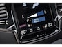 Volvo XC90 2.0 T8 Recharge AWD R-Design | Bowers & Wilkins | Pano | Luchtvering | 22'' Wielen | Trekhaak | ACC | 360 Camera | 7-Pers. |