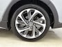 Toyota Auris Touring Sports 1.8 Hybrid Freestyle | BTW Voertuig | Achteruitrijcamera | Navigatiesysteem |