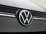 Volkswagen Multivan 1.4 eHybrid L2H1 Life 218PK | Automaat | Trekhaak | Cruise Control | Airco | Stoelverwarming | 7-Zits | Parkeerhulp Voor + Achter | Elektrische Achterklep | LED-Koplampen | Achteruitrijcamera | Navigatie | Digital Cockpit Pro |