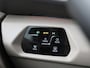 Volkswagen Multivan 1.4 eHybrid L2H1 Life 218PK | Automaat | Trekhaak | Cruise Control | Airco | Stoelverwarming | 7-Zits | Parkeerhulp Voor + Achter | Elektrische Achterklep | LED-Koplampen | Achteruitrijcamera | Navigatie | Digital Cockpit Pro |