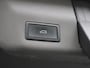 Volkswagen Multivan 1.4 eHybrid L2H1 Life 218PK | Automaat | Trekhaak | Cruise Control | Airco | Stoelverwarming | 7-Zits | Parkeerhulp Voor + Achter | Elektrische Achterklep | LED-Koplampen | Achteruitrijcamera | Navigatie | Digital Cockpit Pro |