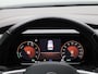 Volkswagen Multivan 1.4 eHybrid L2H1 Life 218PK | Automaat | Trekhaak | Cruise Control | Airco | Stoelverwarming | 7-Zits | Parkeerhulp Voor + Achter | Elektrische Achterklep | LED-Koplampen | Achteruitrijcamera | Navigatie | Digital Cockpit Pro |