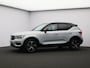 Volvo XC40 1.5 T5 Recharge R-Design / Trekhaak / Panoramadak / Harman Kardon / 360 Camera / Lederen Bekleding / Elektrische Stoelen / Getint Glas /