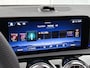 Mercedes-Benz A-klasse 180 Business Solution AMG | Nightpakket | 19 inch multispaaks AMG-velgen | Panoramaschuifdak | Smartphone-integratie | Sfeerverlichting | PARKTRONIC |