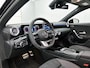 Mercedes-Benz A-klasse 180 Business Solution AMG | Nightpakket | 19 inch multispaaks AMG-velgen | Panoramaschuifdak | Smartphone-integratie | Sfeerverlichting | PARKTRONIC |