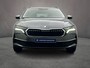 Skoda Octavia Combi Business Edition 1.5 TSI 115pk Cruise control, Parkeersensoren, App connect, LED koplampen, Airco, DAB, Radio, Bluetooth