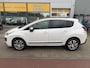 Peugeot 3008 1.2 PureTech Style * 117.701 Km * Panoramadak * Navi * Climatronic *