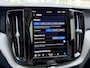 Volvo XC60 2.0 T6 Plug-in hybrid AWD Core Bright | IntelliSafe Surround & Assist | Climate | Trekhaak | Camera