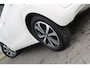 Citroën C1 1.0 73PK VTi Shine | Camera | Cruise control | Airconditioning | Navigatiesysteem | DAB | Bluetooth | 15" LMV |