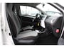 Citroën C1 1.0 73PK VTi Shine | Camera | Cruise control | Airconditioning | Navigatiesysteem | DAB | Bluetooth | 15" LMV |