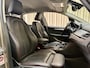 BMW 2-Serie Active Tourer 225xe High Executive *Leder* Stoelverwarming / Camera / Cruise Control / LED / Navigatie / PHEV / 17"LMV