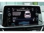 Volkswagen T-Roc 1.5 TSI Style / Camera / Stoelverw / Adaptieve Cruise / Carplay