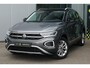 Volkswagen T-Roc 1.5 TSI Style / Camera / Stoelverw / Adaptieve Cruise / Carplay