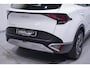 Kia Sportage 1.6 T-GDi MHEV DynamicLine navigatie NAP lane-assist led-verlichting apple-carplay cruise-controle camera bleutooth DAB ontvangst  17"-lmv met 4-seizoenenbanden